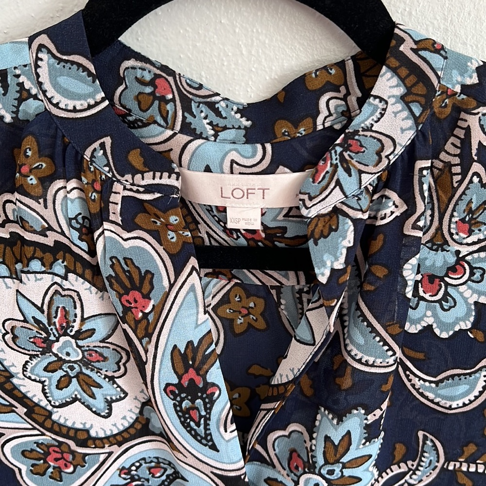 LOFT sheer blue floral blouse - Picture 3 of 4